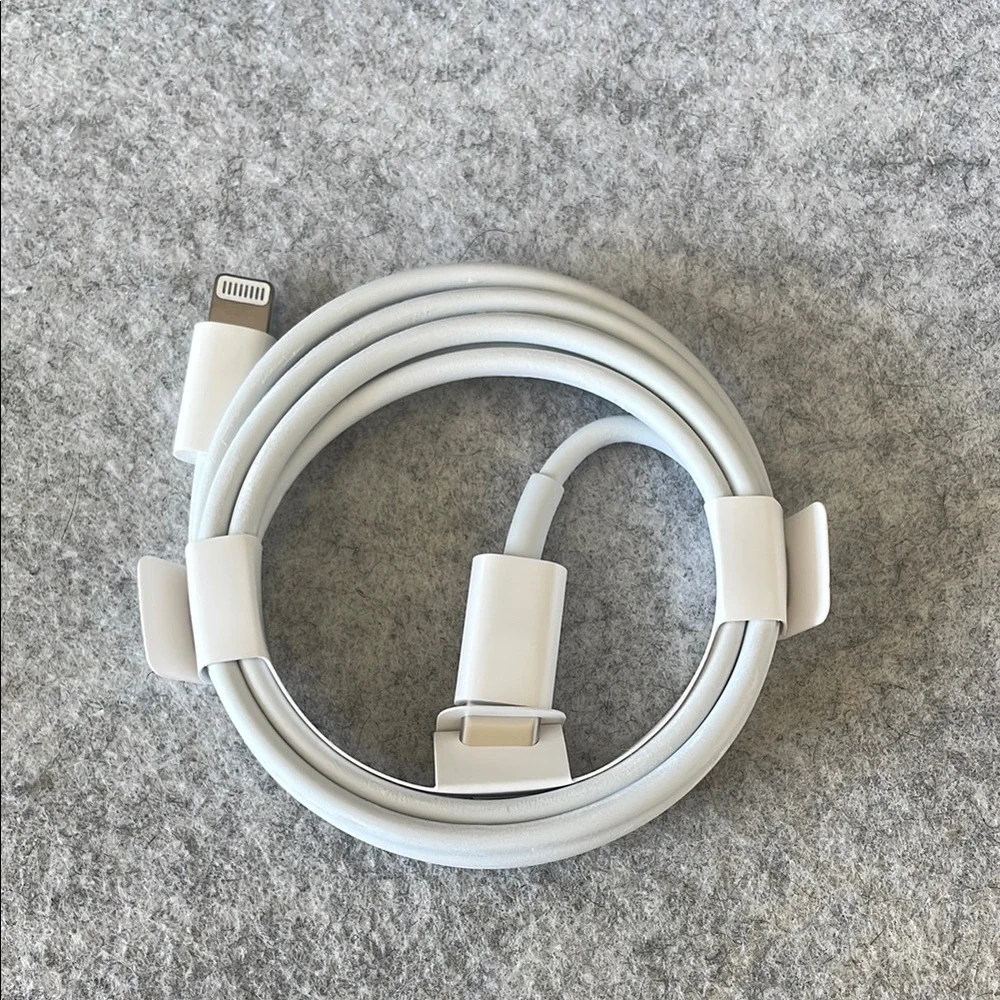 USB-C to Lightning Original Apple Charging and Data Cable